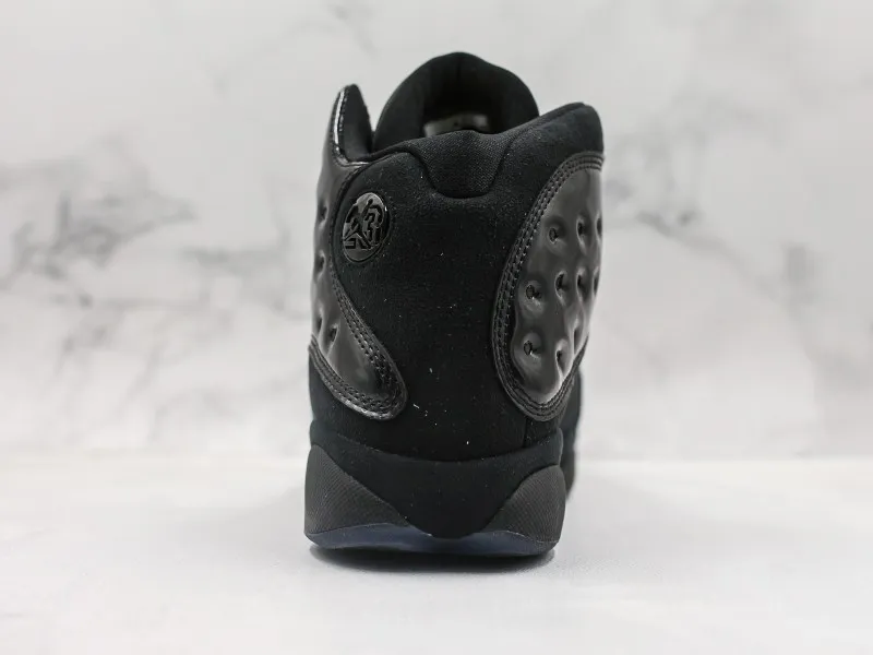 Nike Air Jordan 13 “Cap And Gown” Modelo 116H